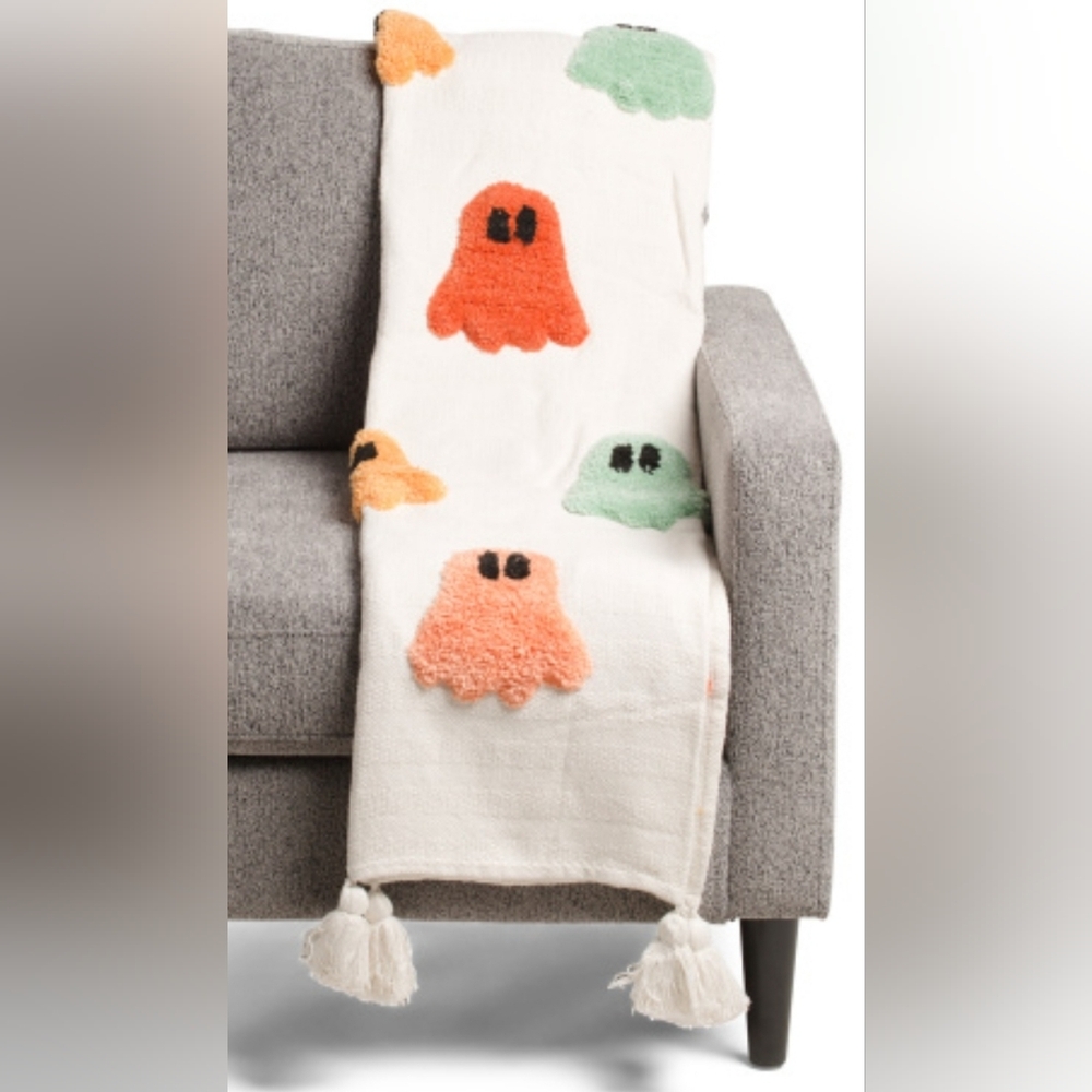 Ghost Patterned Throw Blanket